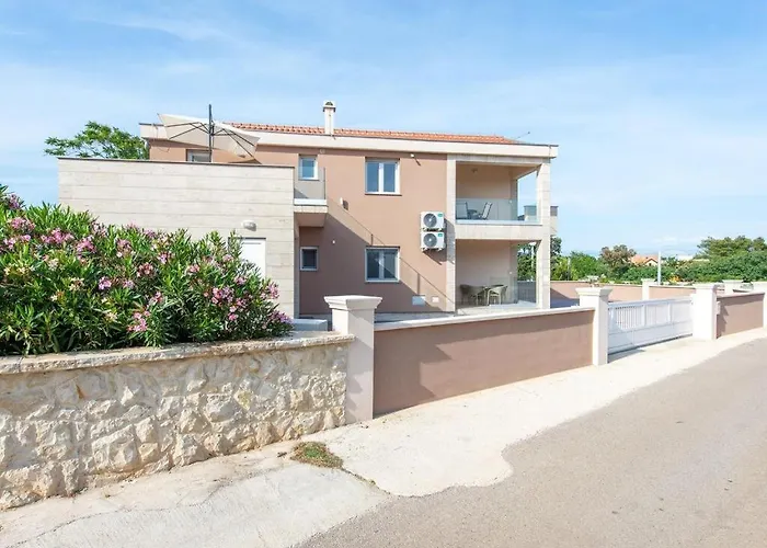 Apartmani Velic