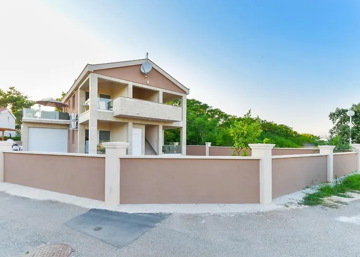 Apartmani Velic