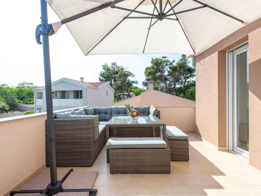 Apartment Velic *
